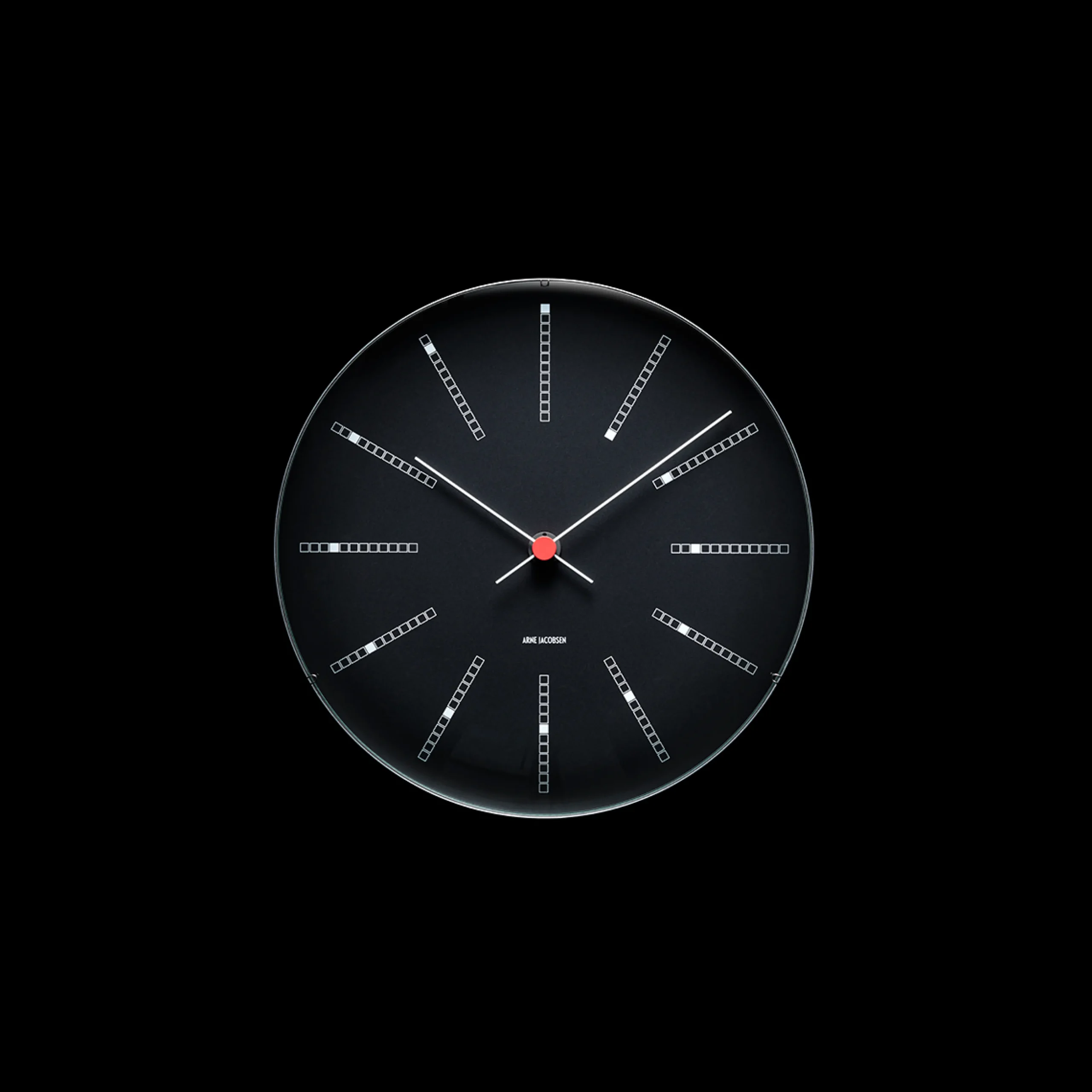 Online Arne Jacobsen Clocks Vægur Ø21 cm i sort | Køb her