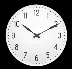 Best Arne Jacobsen Station Vægur Ø48 cm hvid/sort | Køb her