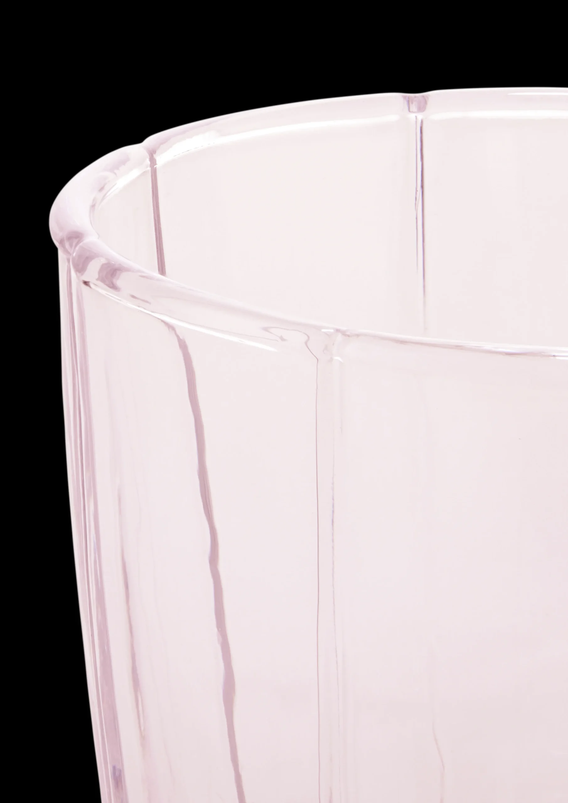 Best Holmegaard Lily Vandglas 32 cl cherry blossom | Køb her