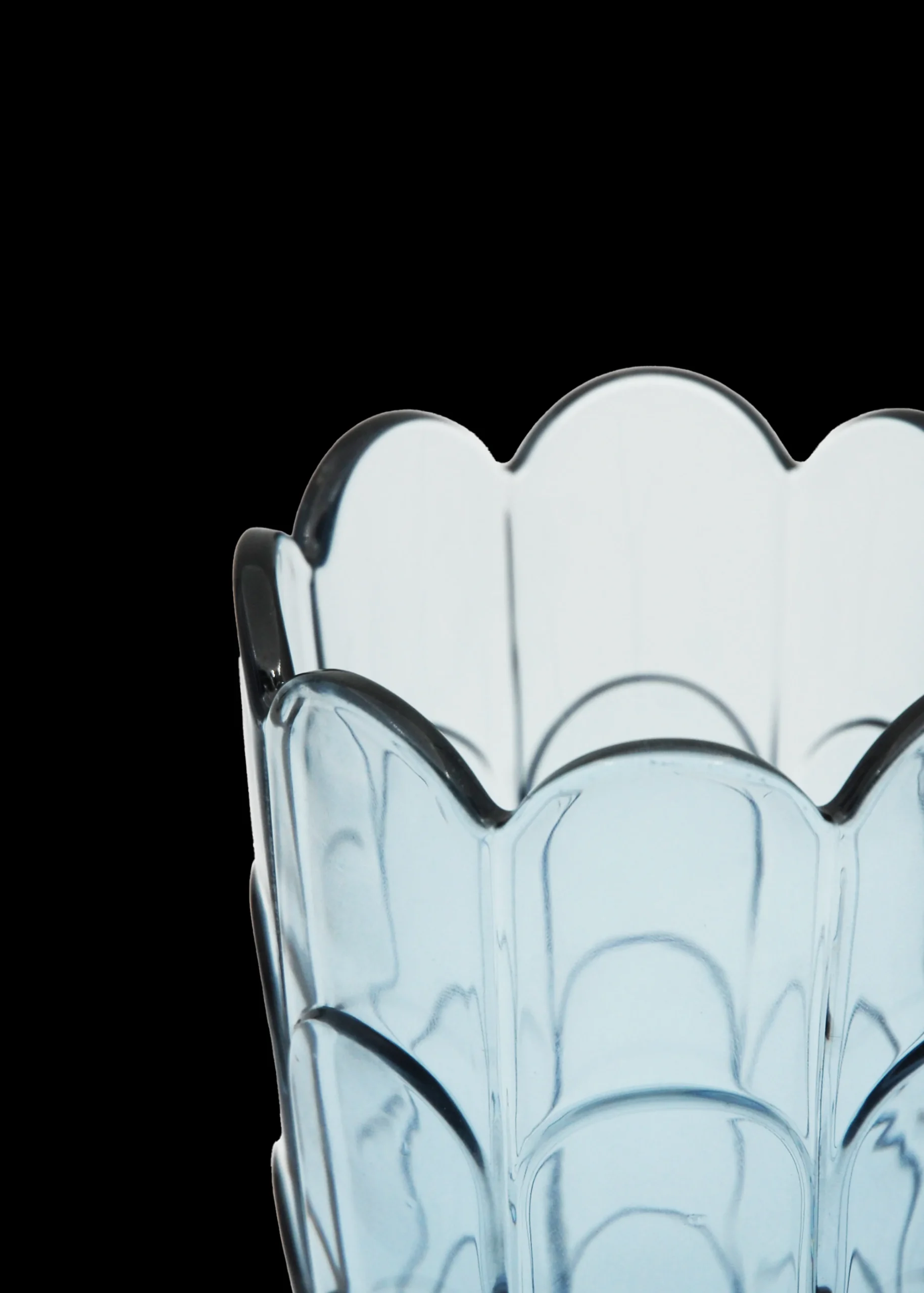 Discount Holmegaard Lily Vase H19 cm blue iris | Køb hos os