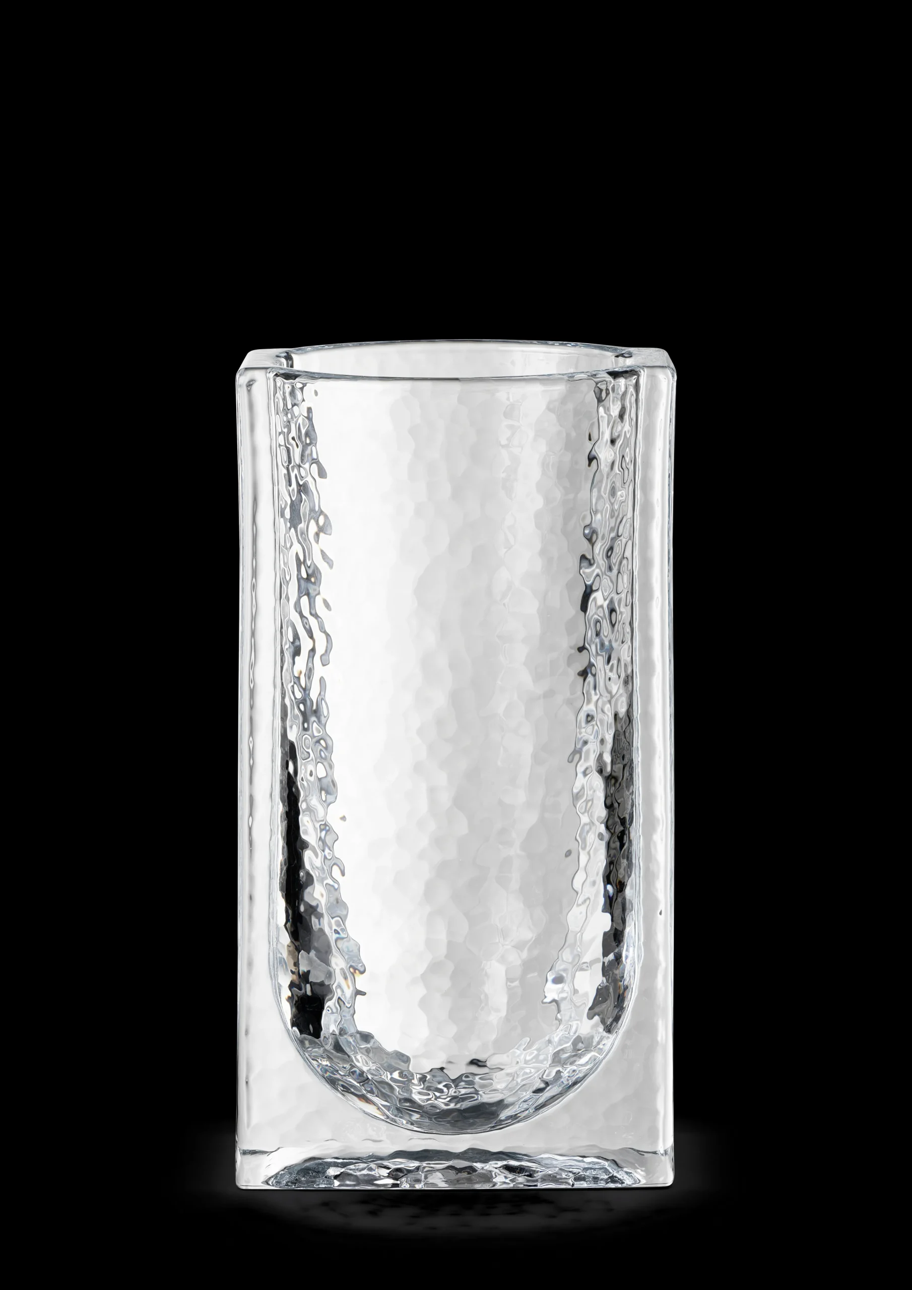 Outlet Holmegaard Vase H20 cm i klar fra serien Forma | Køb her