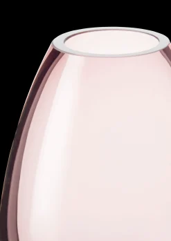 Online Holmegaard Vase H11.5 cm i rosa fra serien Cocoon | Køb her