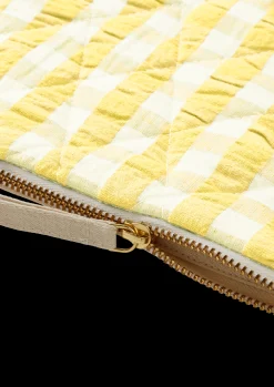 Discount JUNA Bæk&Bølge Dalila Toiletbag 20x14 cm gul/hvid | Køb her