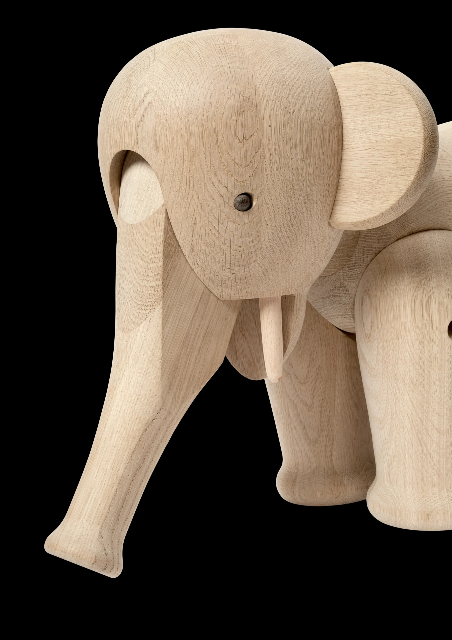 Best Kay Bojesen Elefant XXL i træ fra serien Masterpieces