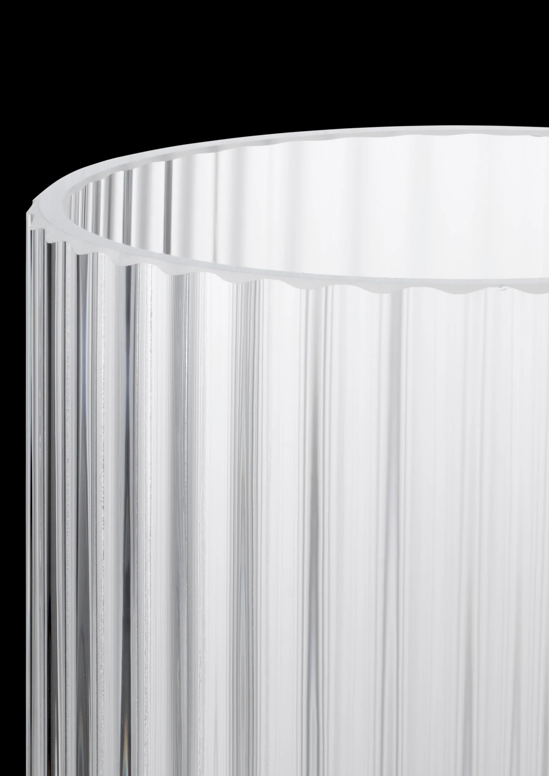Lyngby Porcelæn Lyngby Vase H20.5 klar mundblæst glas