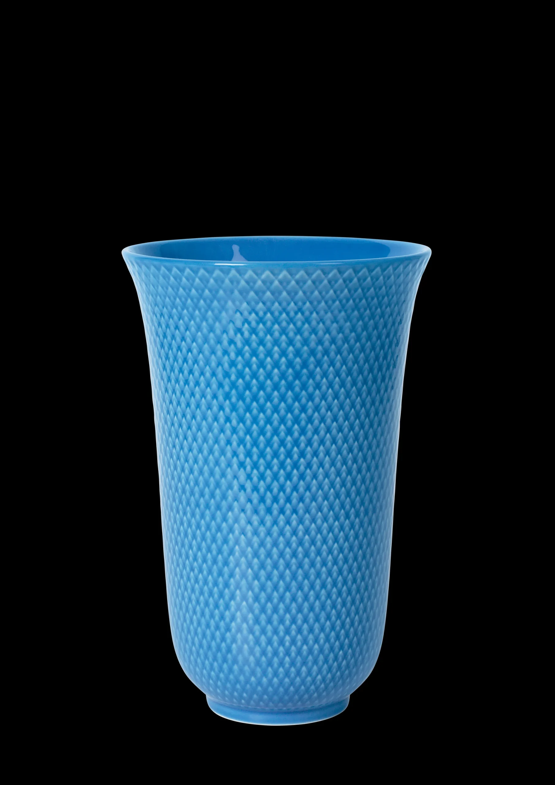 New Lyngby Porcelæn Rhombe Color Vase H20 blå porcelæn | Køb her