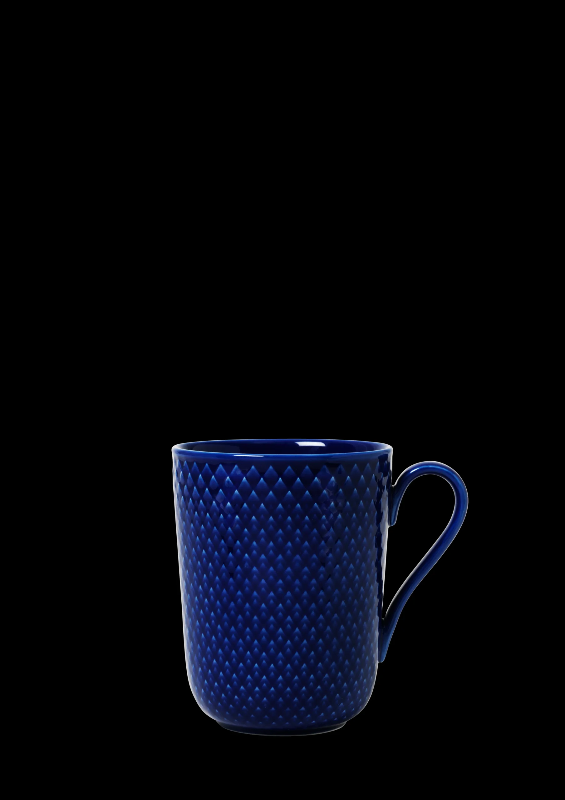 Sale Lyngby Porcelæn Rhombe Color Krus med hank 33 cl mørk blå