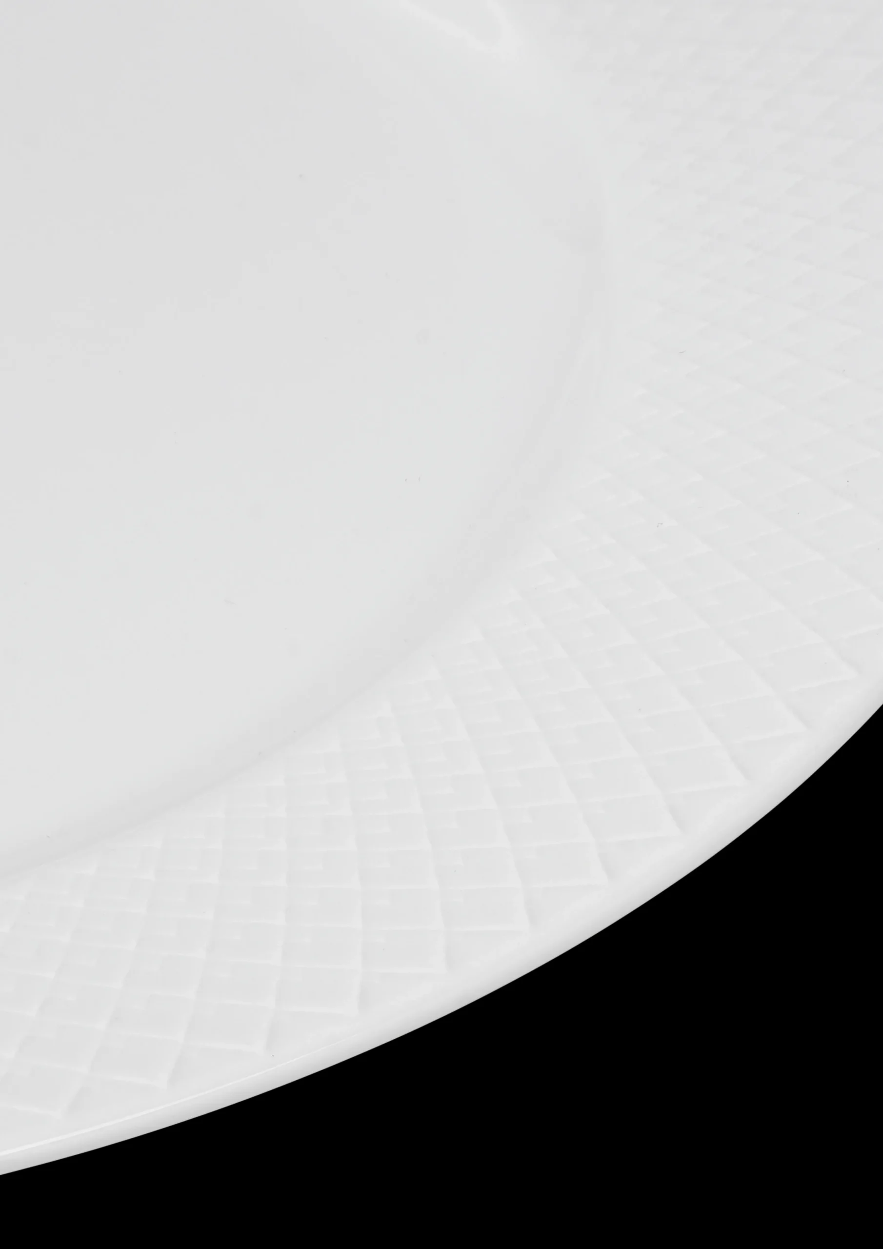 New Lyngby Porcelæn Rhombe Middagstallerken Ø27 cm hvid
